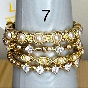 Bomb Party Delicates Pearl Diamond CZ on Gold